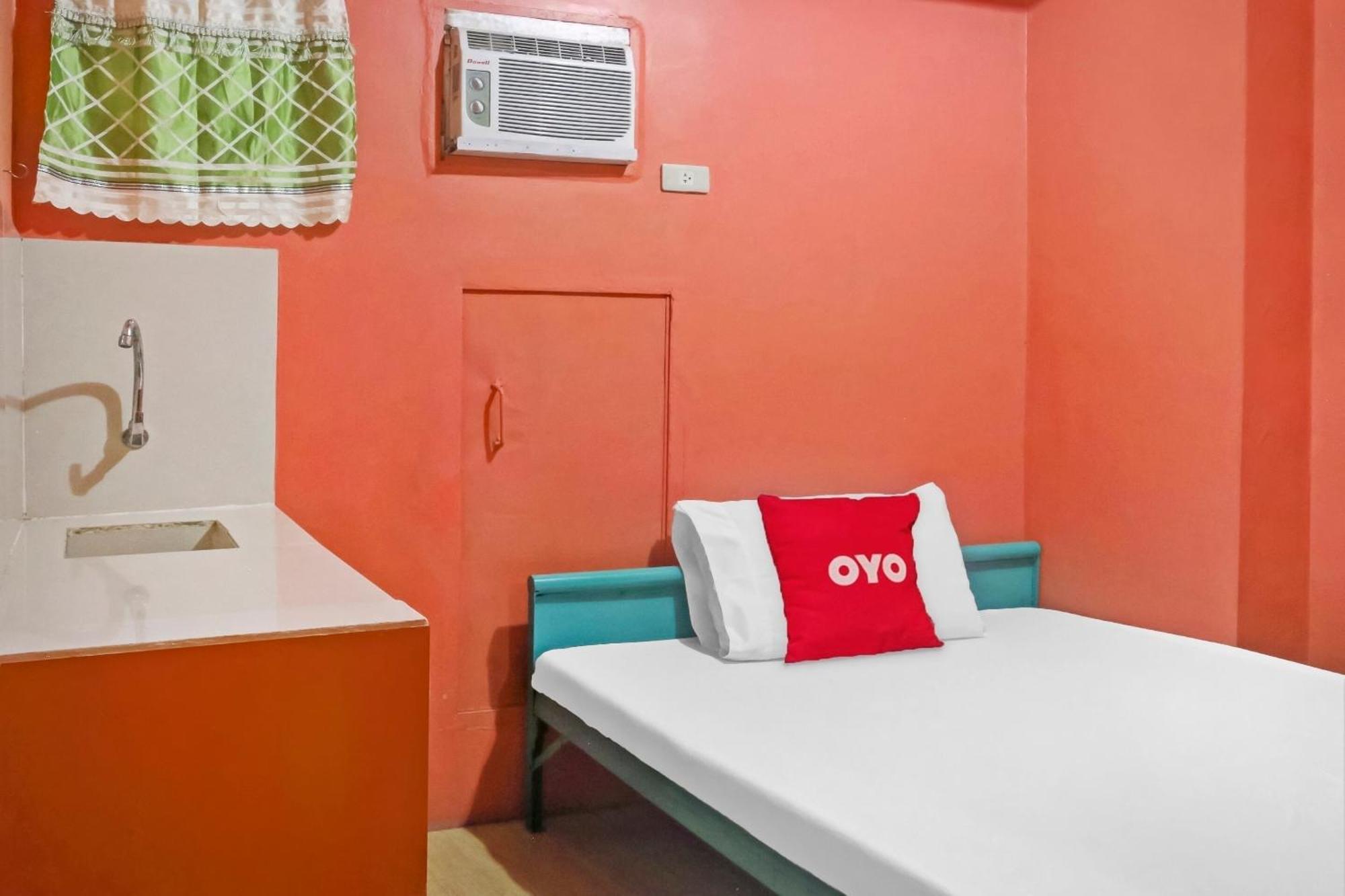 Solanos Transient House Hotel Pasay Exterior photo