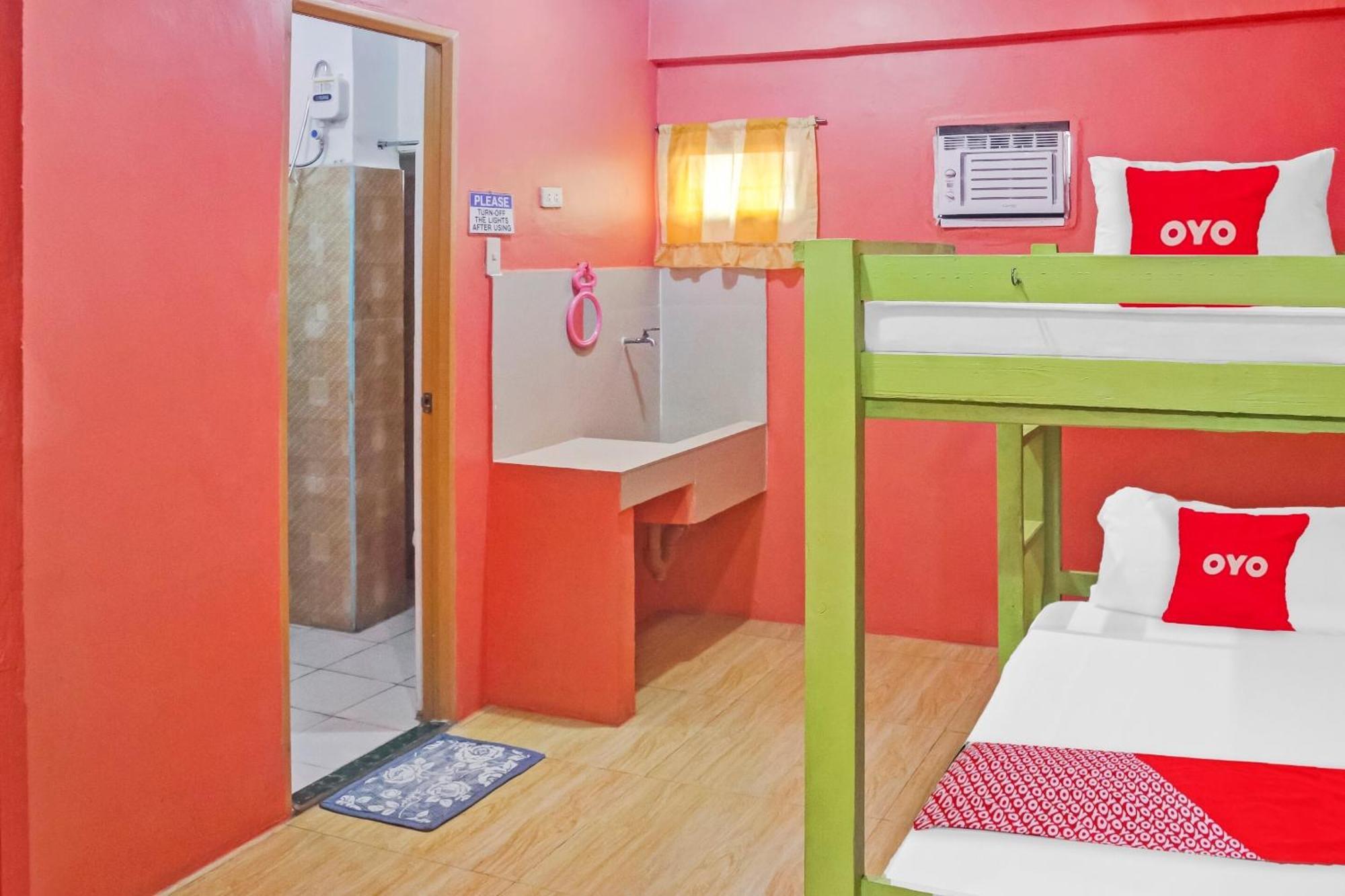 Solanos Transient House Hotel Pasay Exterior photo